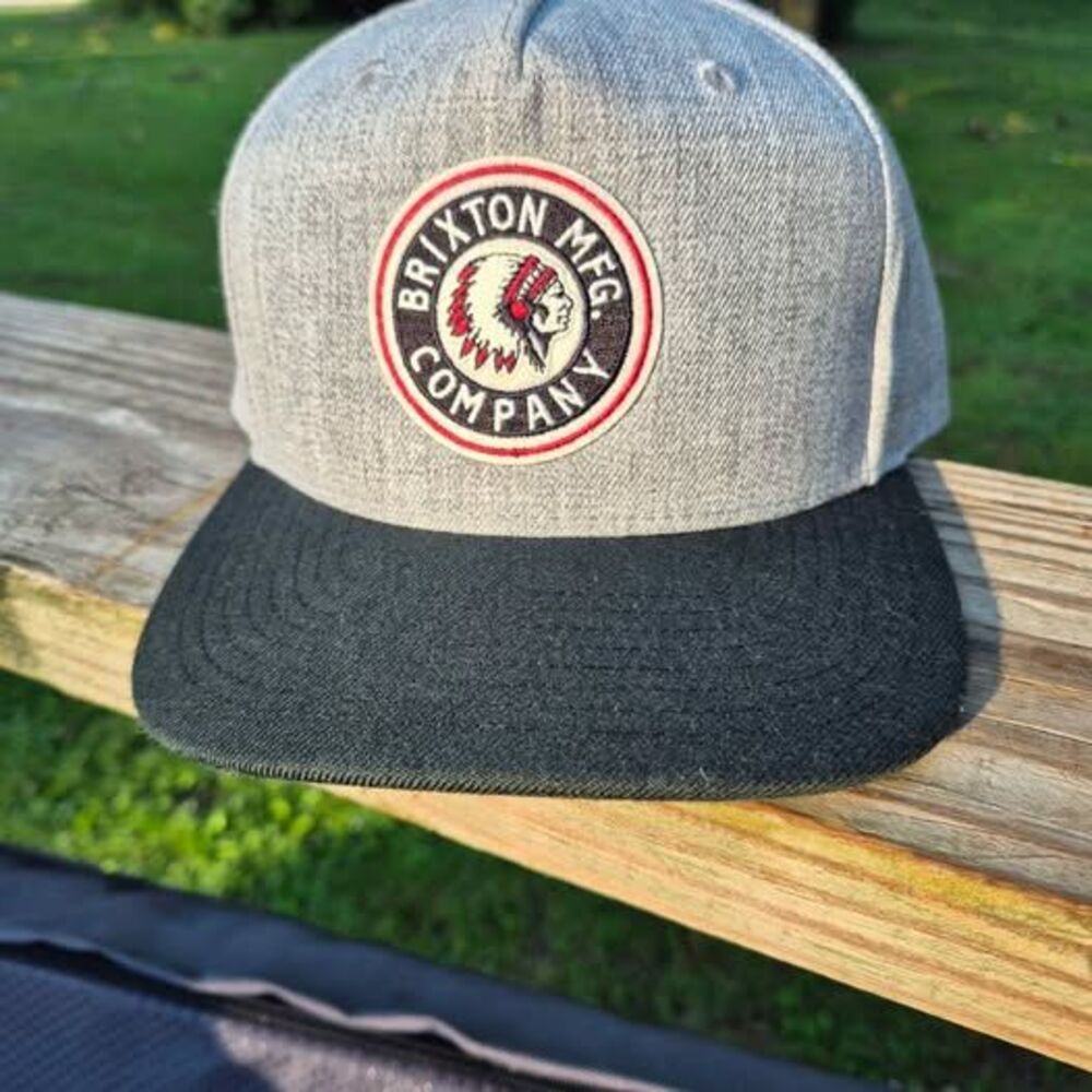 Brixton Rival Medium Profile Adjustable Snapback Hat - Like new